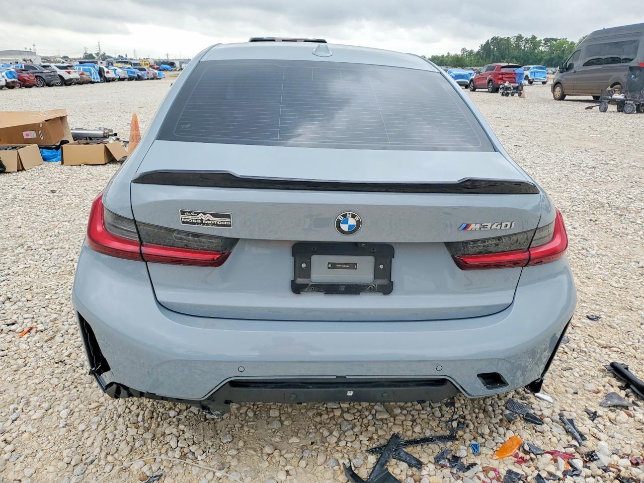 2025 BMW M340I - Фото 6