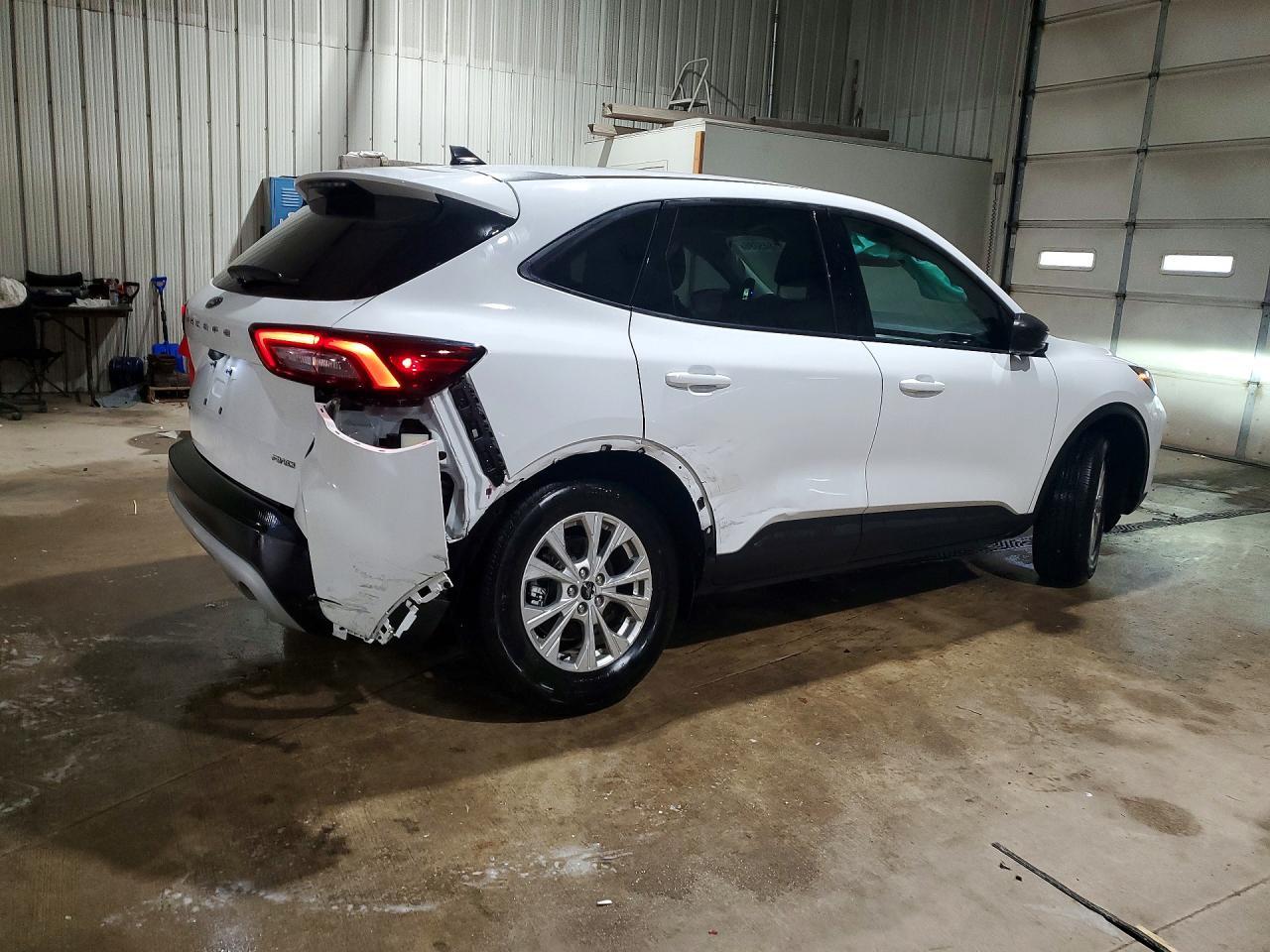 2025 Ford Escape Active - Фото 3