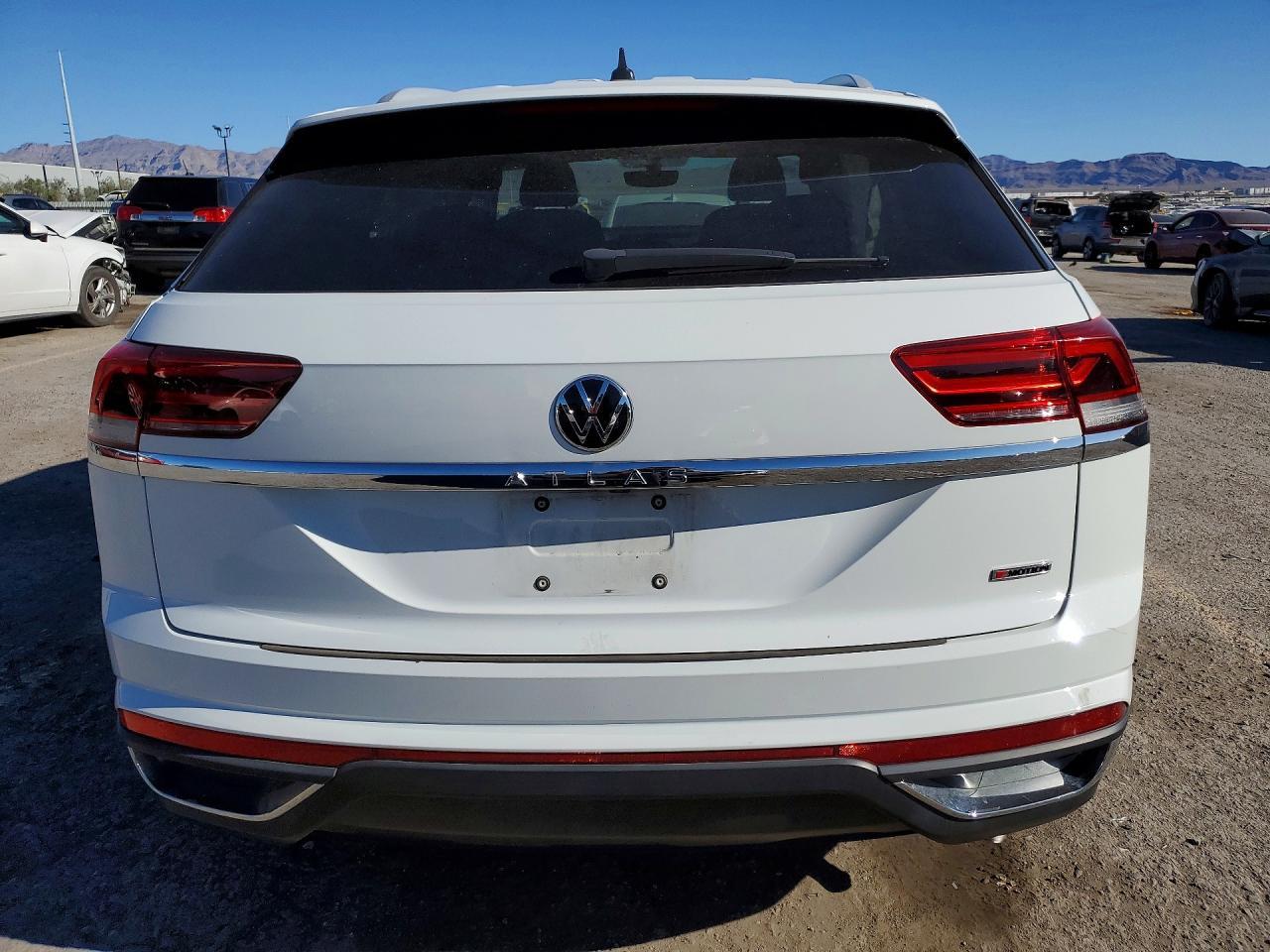2021 Volkswagen Atlas Cross Sport S - Image 6