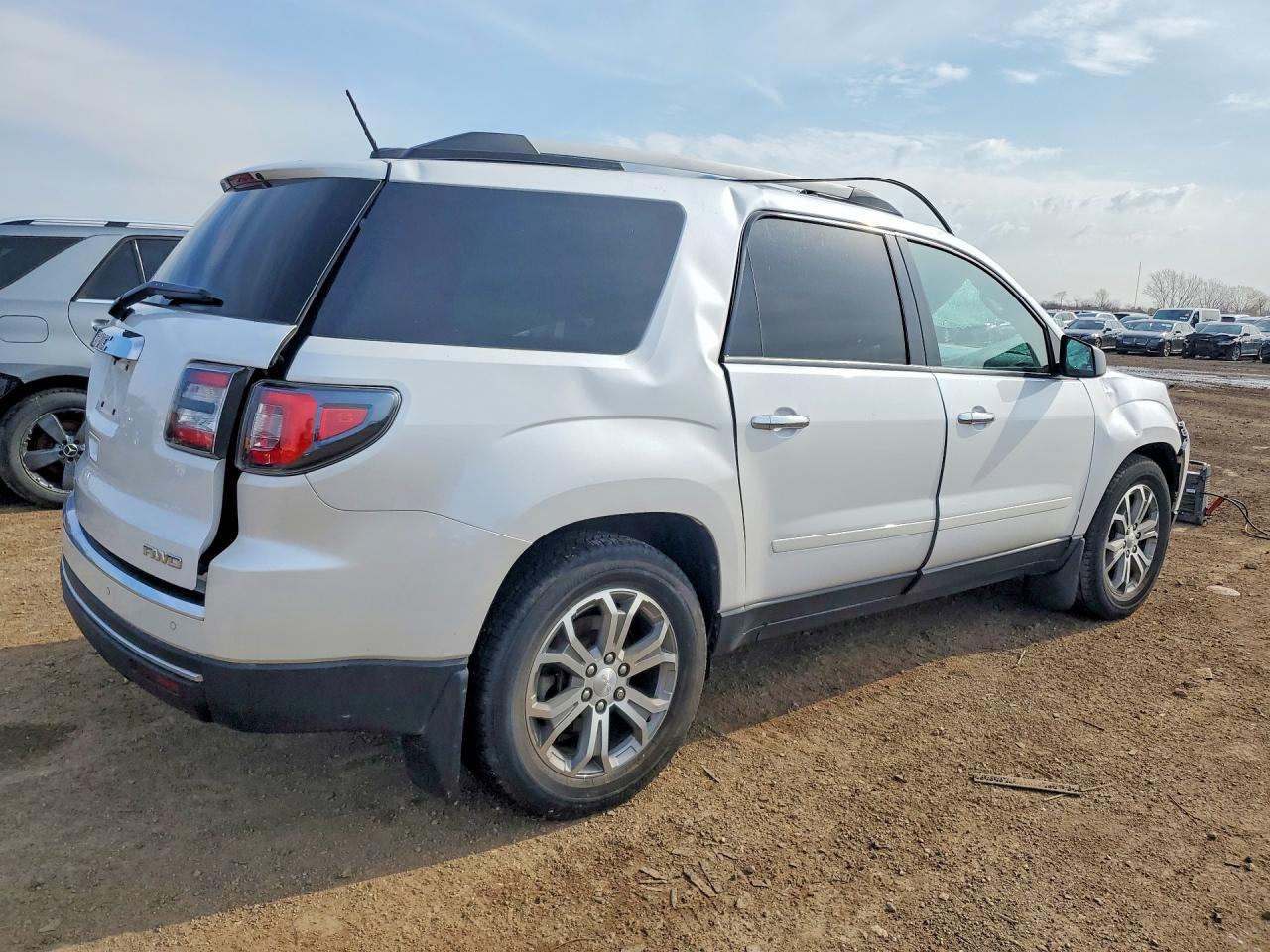 2016 GMC Acadia Sle - Фото 3