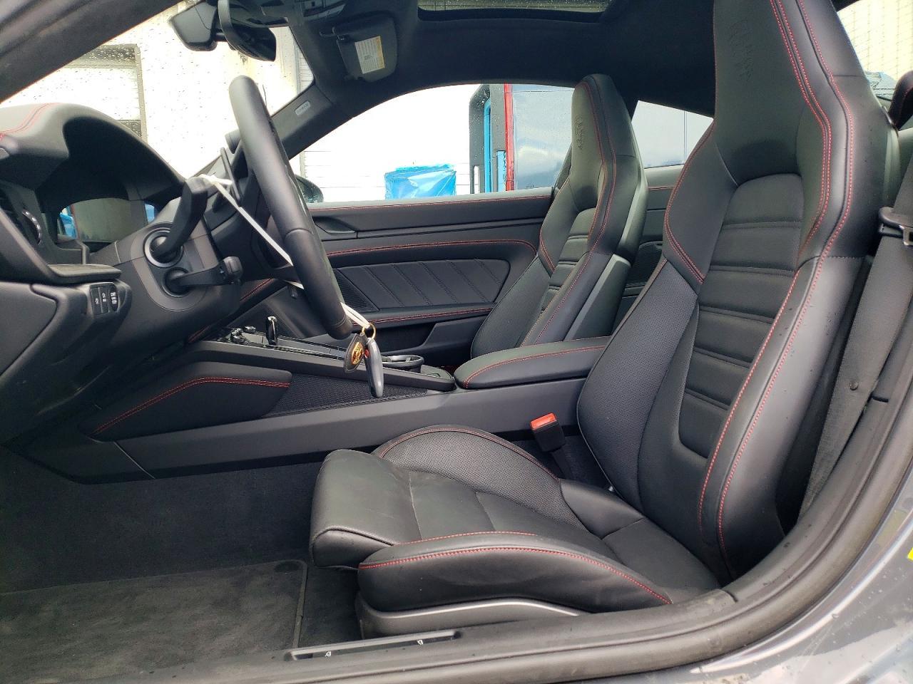 2025 Porsche 911 Carrera Gts - Image 7