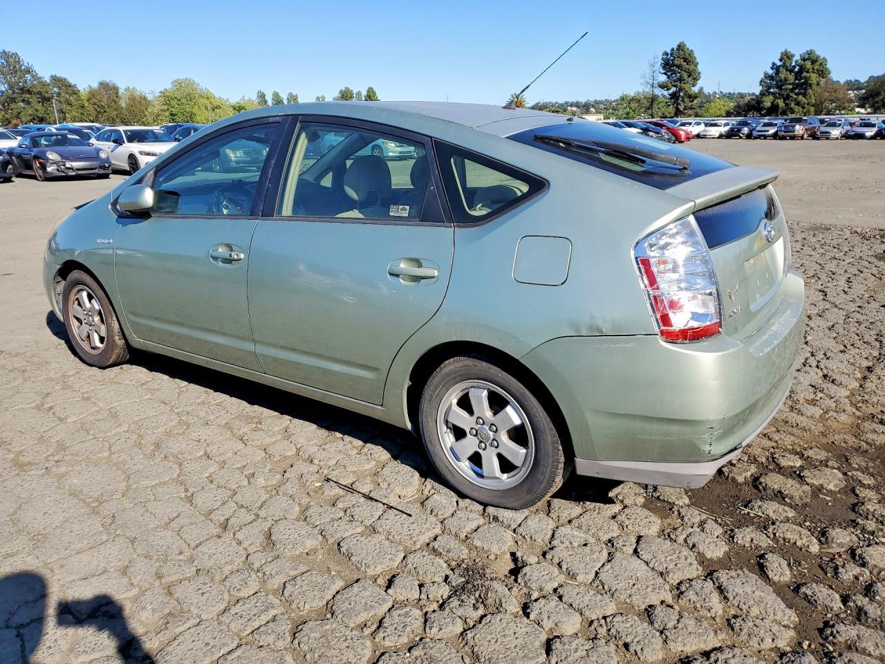 2003 Toyota Prius - Фото 2