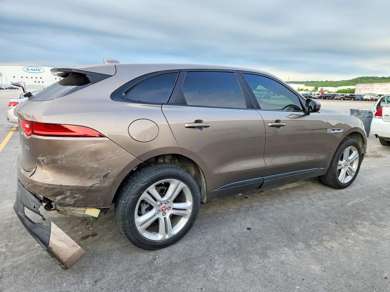 2017 Jaguar F-Pace R - Sport - Фото 3
