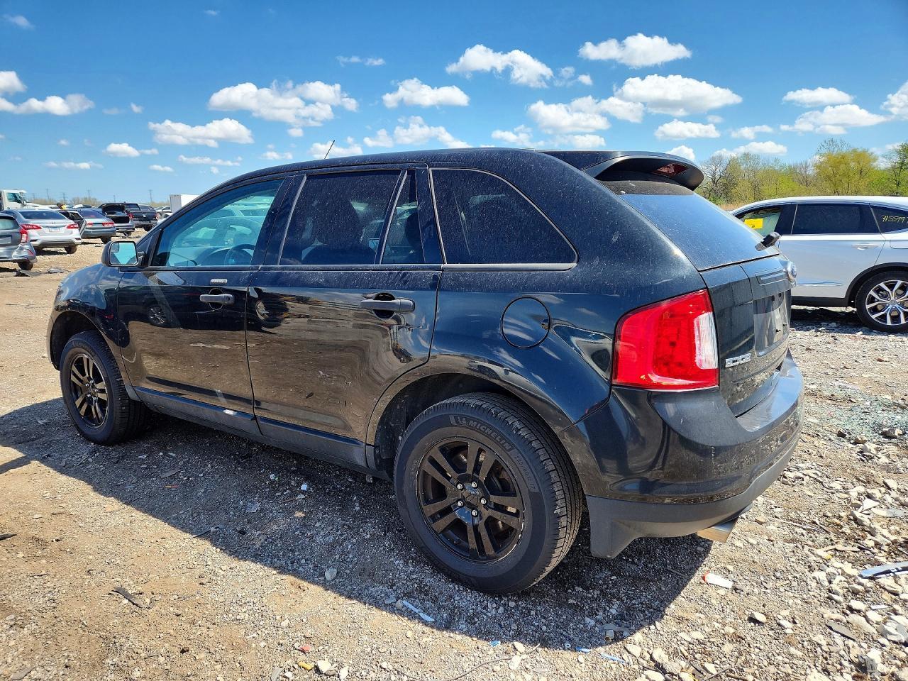 2013 Ford Edge Se - Image 2