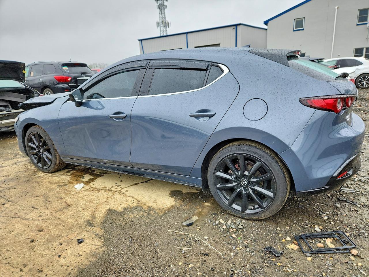 2022 Mazda 3 - Фото 2