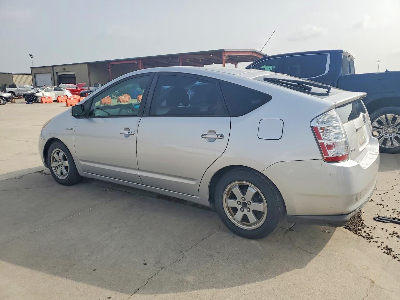 2008 Toyota Prius Base - Фото 2