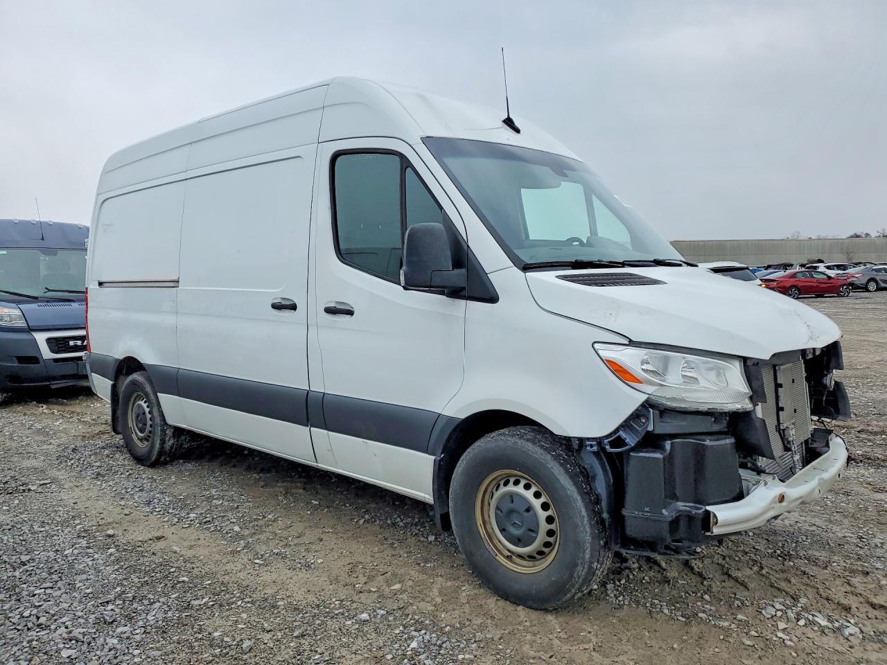 2021 Mercedes-Benz Sprinter 2500 - Фото 4