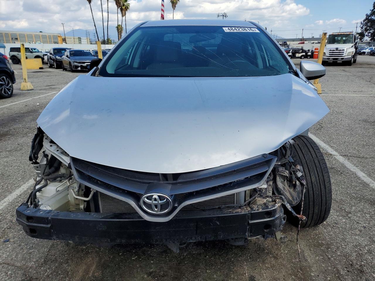 2015 Toyota Corolla Le - Фото 5