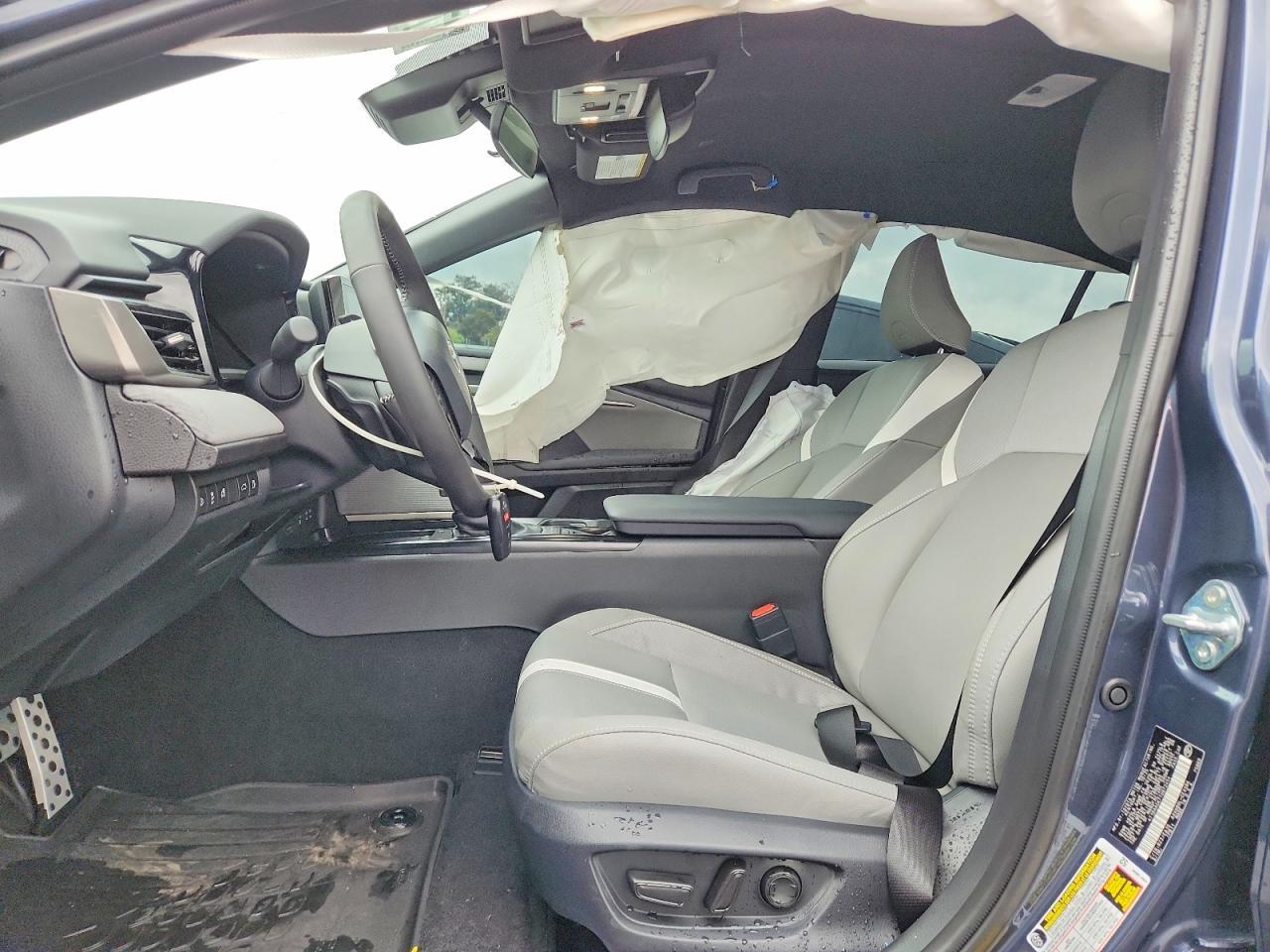 2026 Toyota Camry Se - Image 7