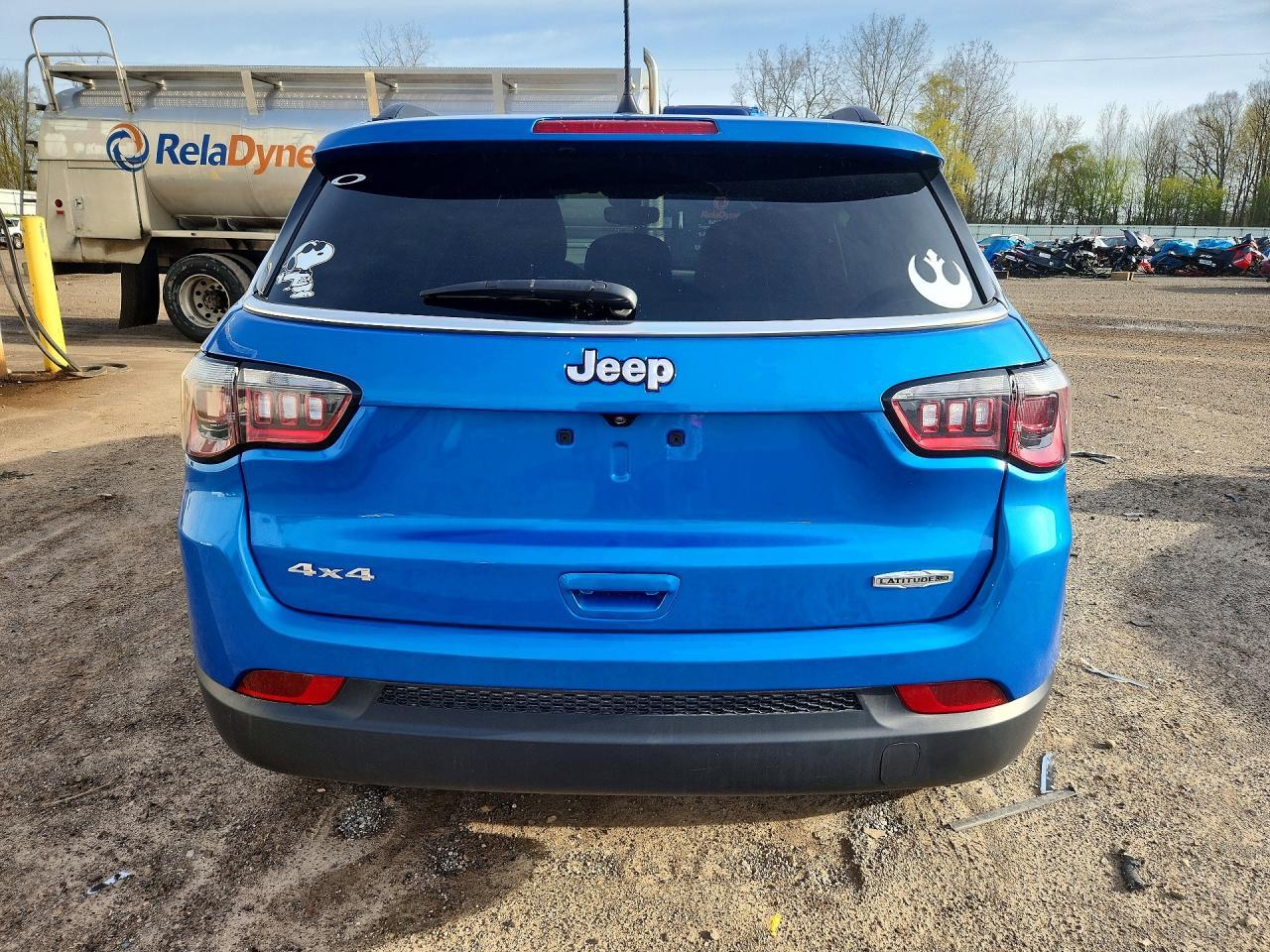 2024 Jeep Compass Latitude Lux - Image 6