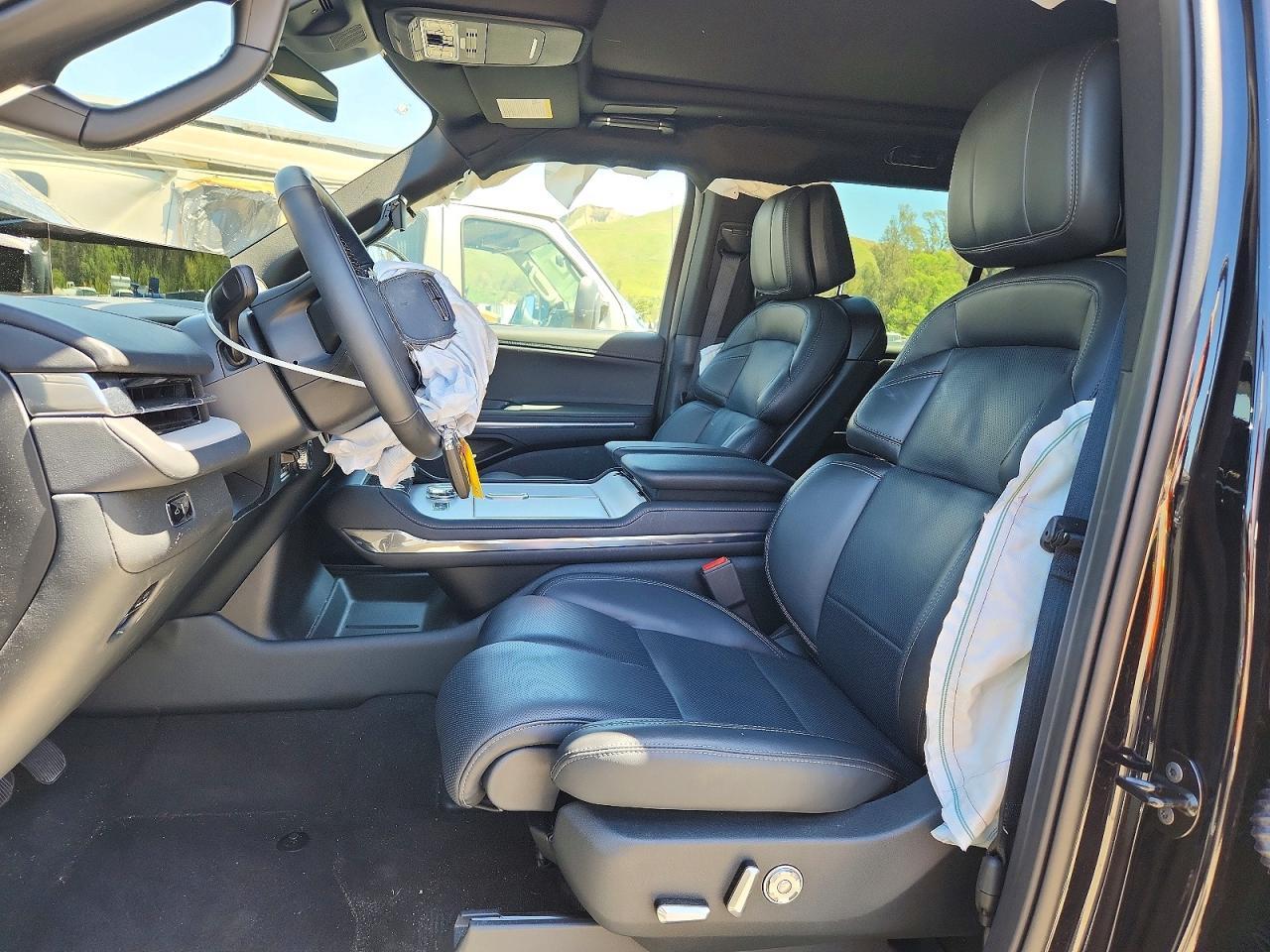 2025 Lincoln Navigator Reserve - Фото 7