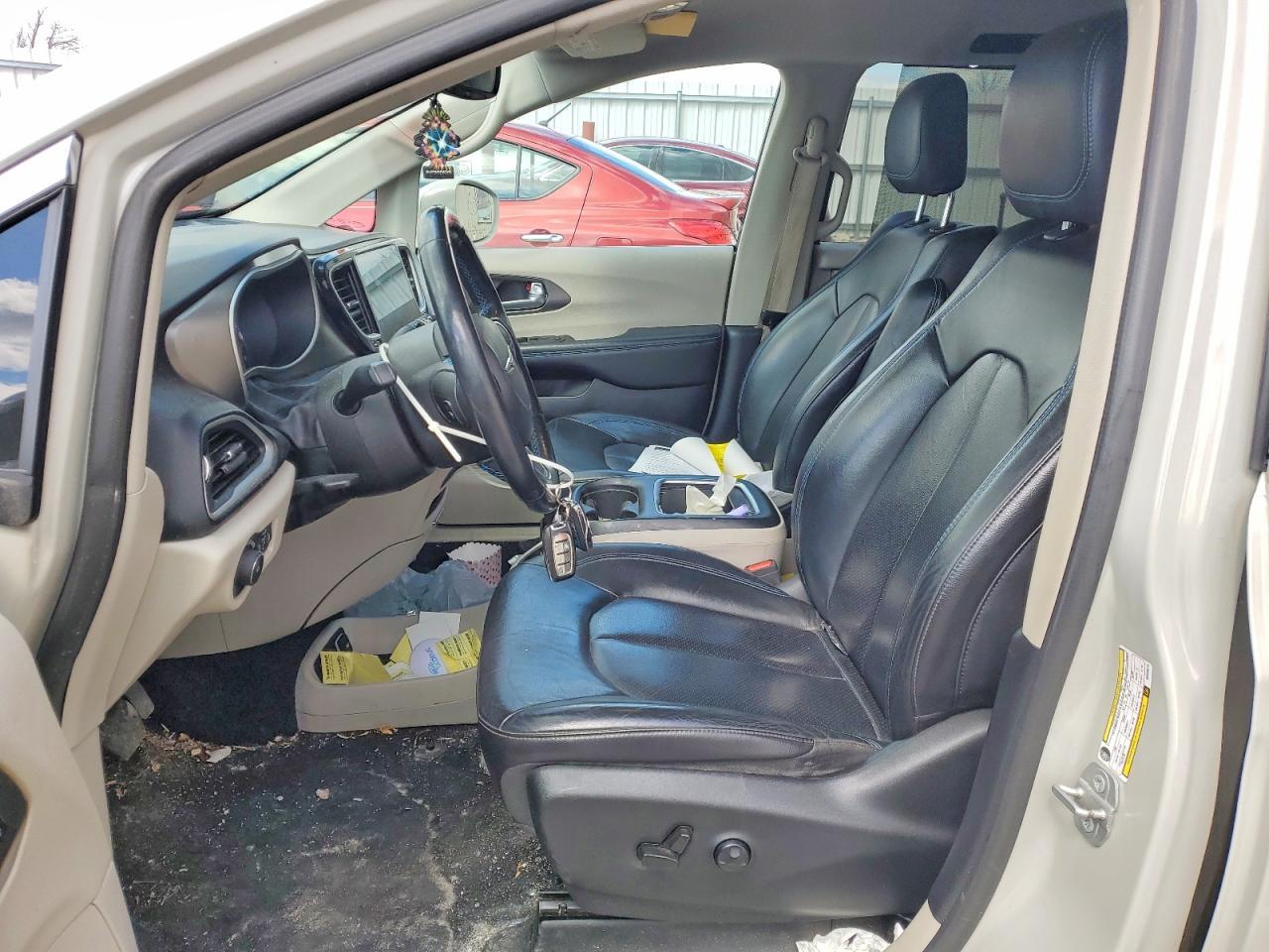 2021 Chrysler Pacifica Touring L - Фото 7