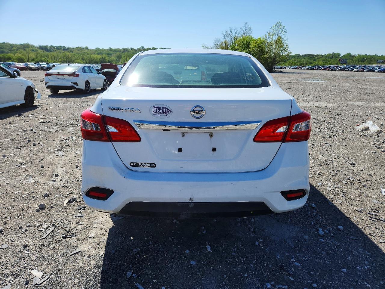 2018 Nissan Sentra S - Image 6