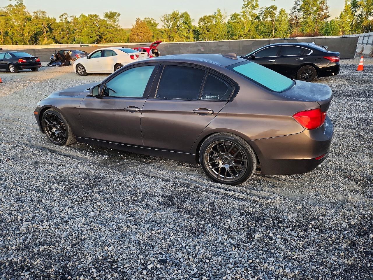 2014 BMW 328 D - Image 2