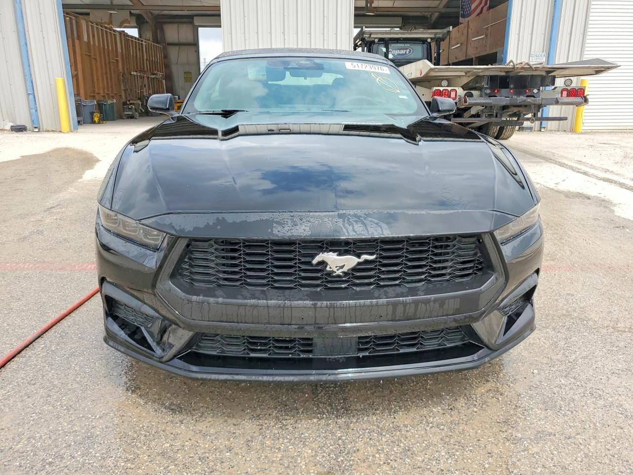 2026 Ford Mustang - Image 5