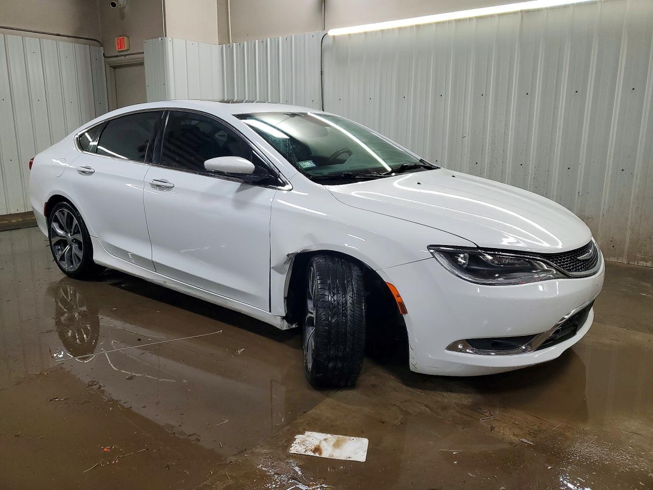 2015 Chrysler 200 C - Фото 4