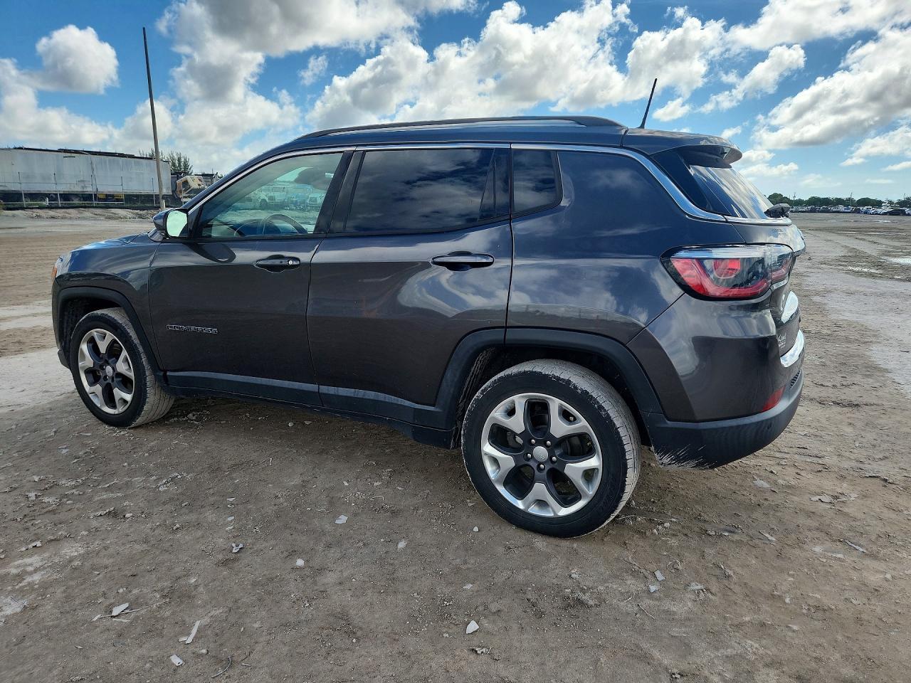 2018 Jeep Compass Limited - Фото 2