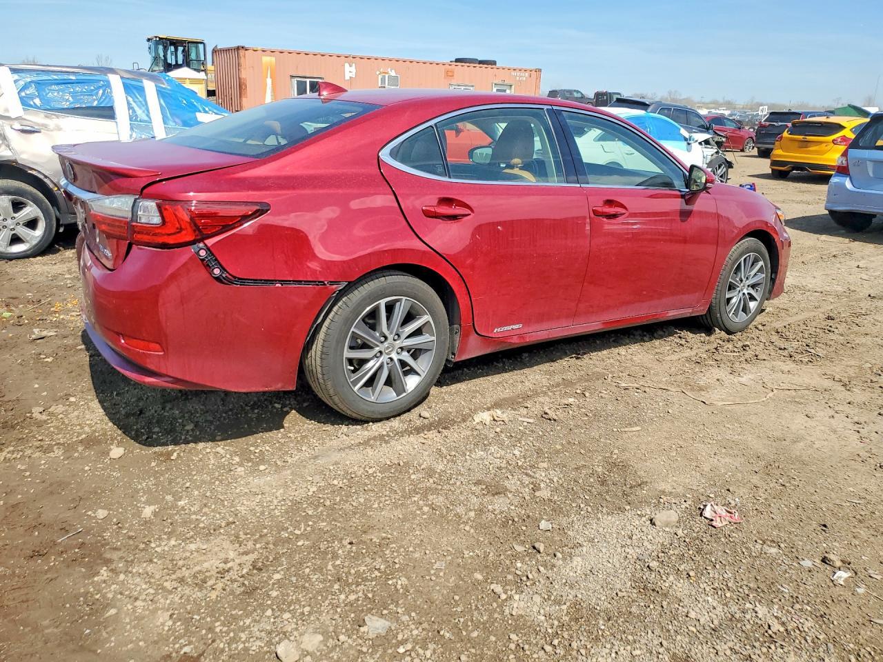 2016 Lexus Es 300H Base - Фото 3