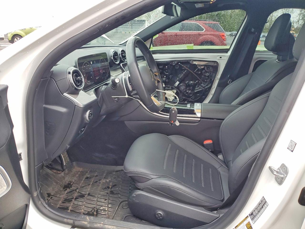 2024 Mercedes-Benz C 300 4Matic - Image 7