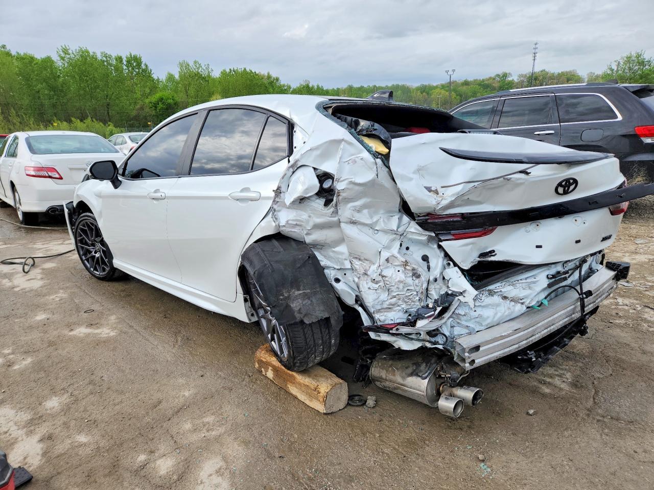 2025 Toyota Camry Xse - Фото 2