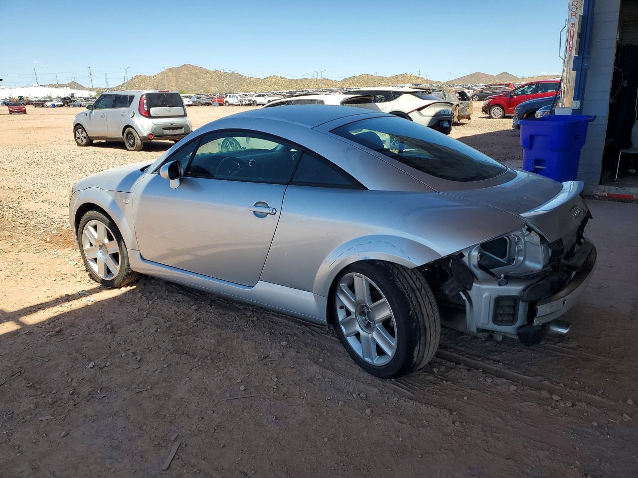2004 Audi Tt - Image 2
