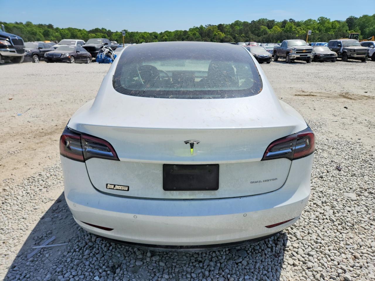 2022 Tesla Model 3 - Фото 6