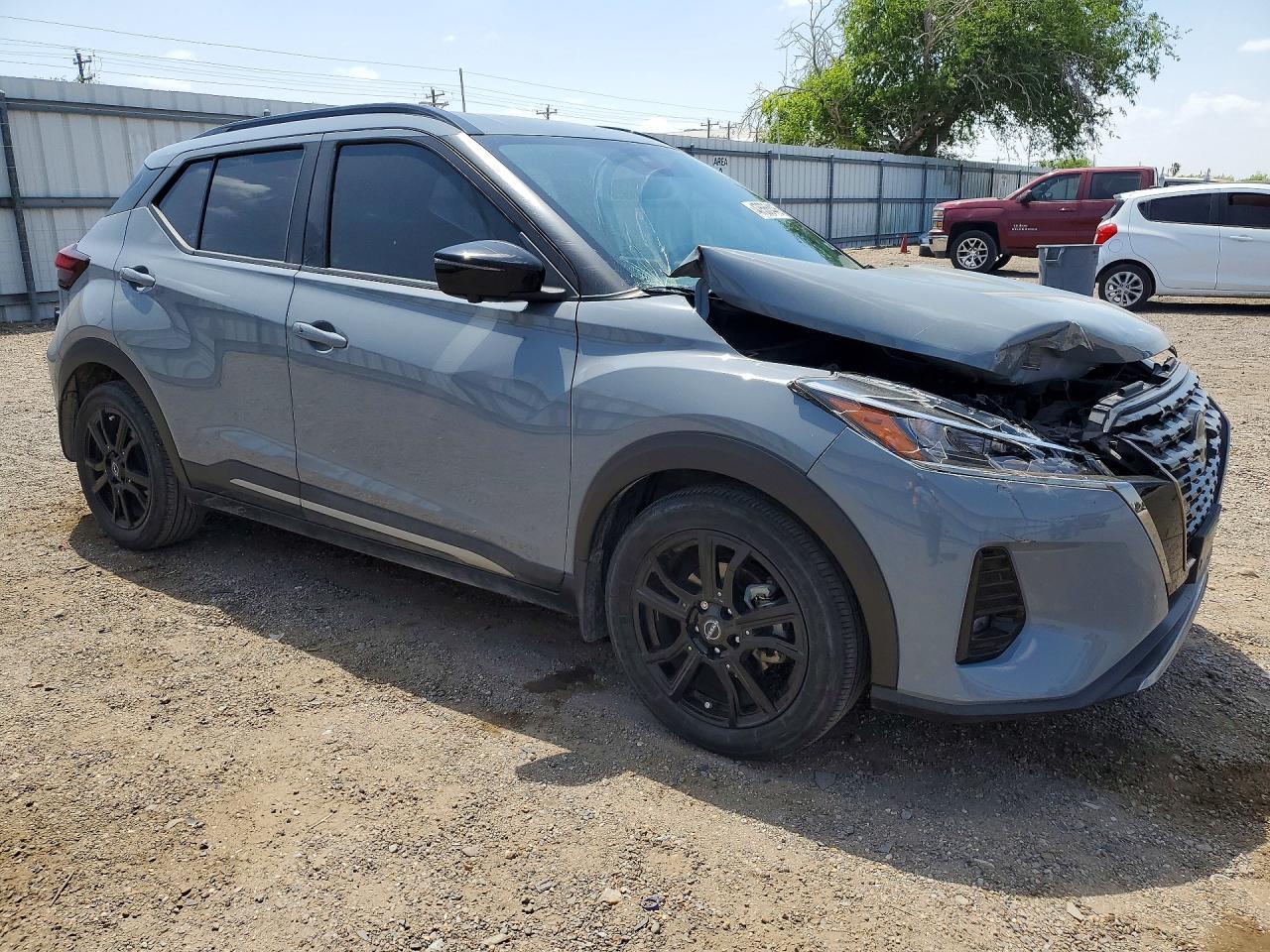 2023 Nissan Kicks Sr - Фото 4