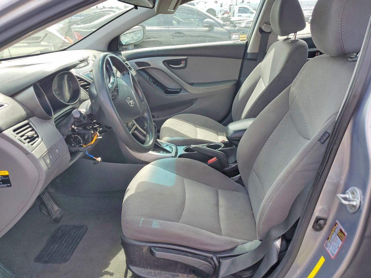 2016 Hyundai Elantra Se - Image 7