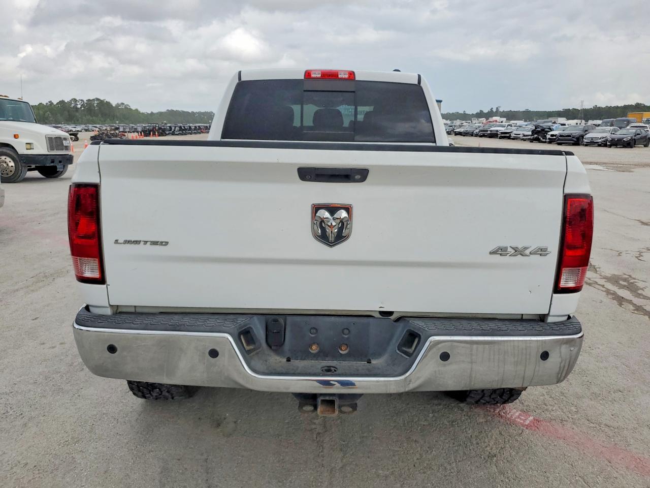 2012 Dodge Ram 3500 Longhorn - Image 6