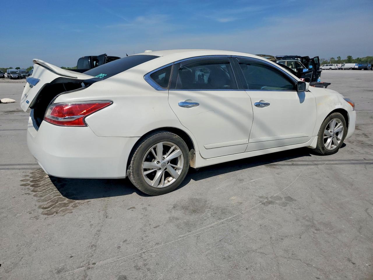 2013 Nissan Altima 2.5 - Фото 3