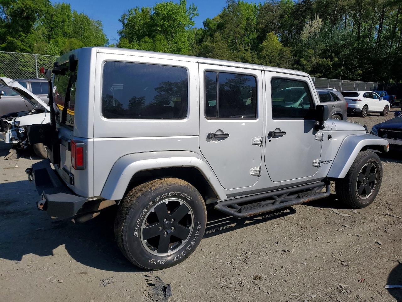 2012 Jeep Wrangler Unlimited Sahara - Фото 3