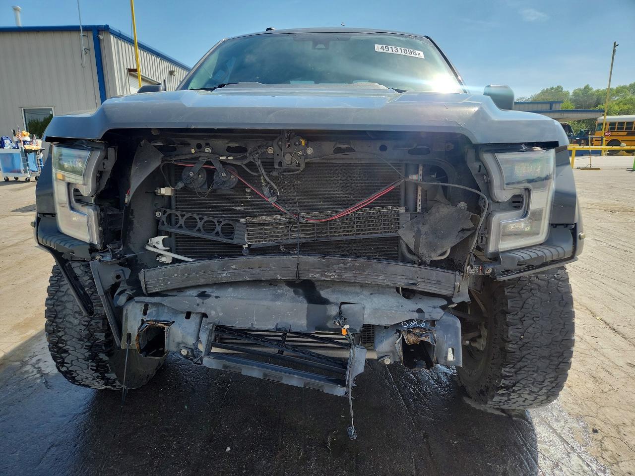 2018 Ford F150 Raptor - Фото 5
