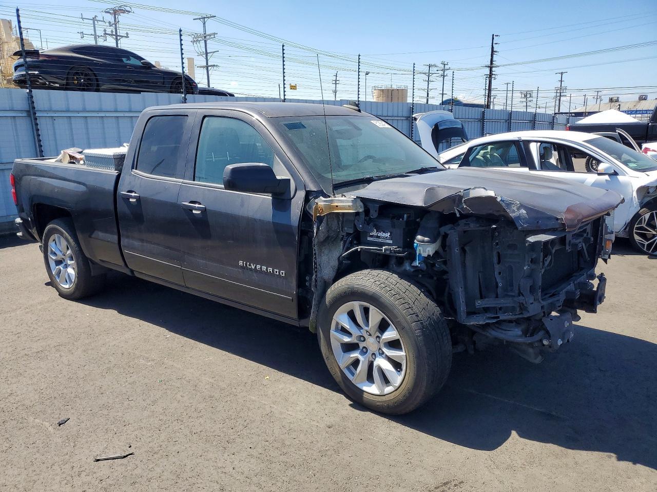 2016 Chevrolet 1500 Silve - Image 4