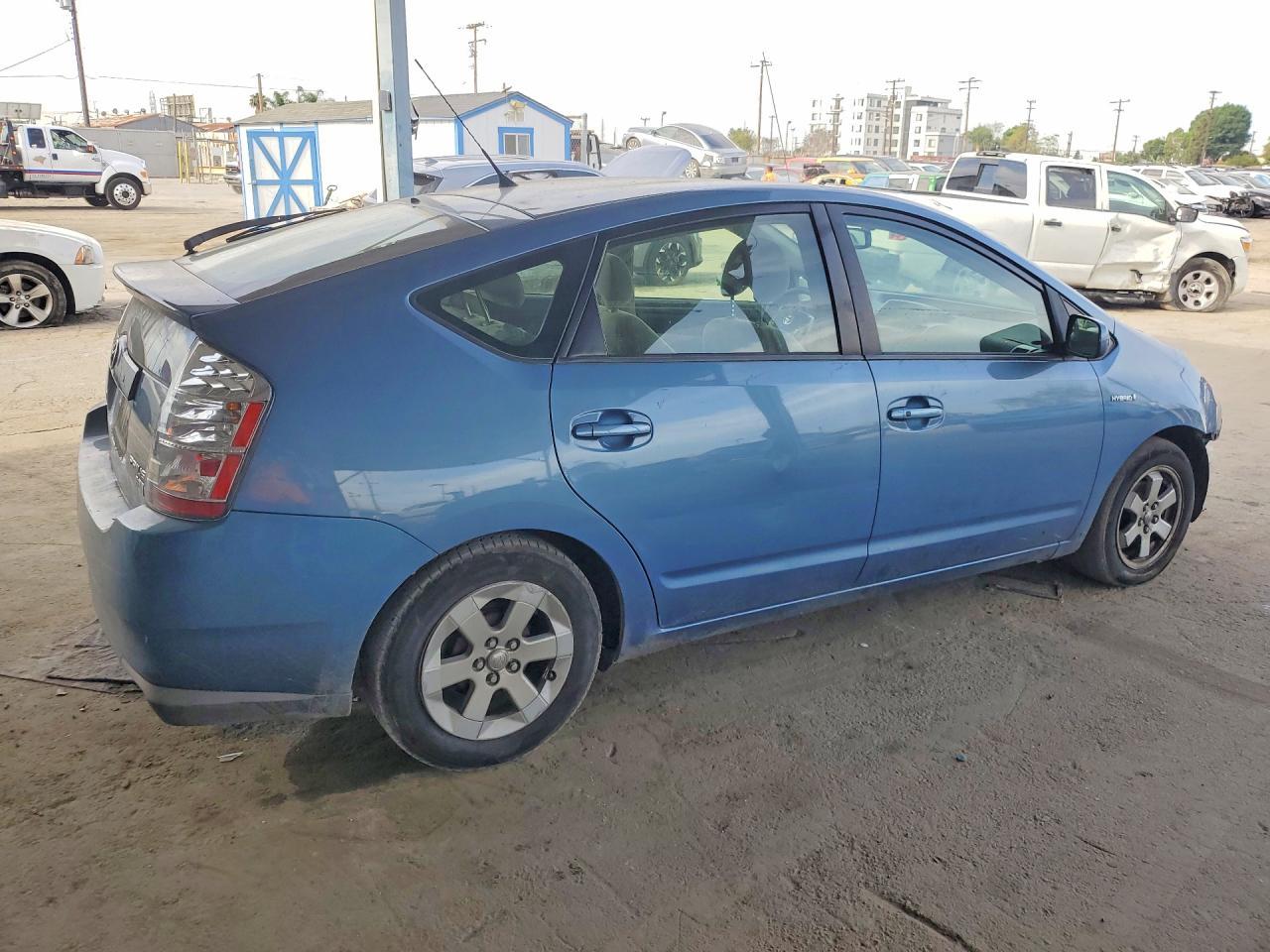 2008 Toyota Prius Base - Фото 3