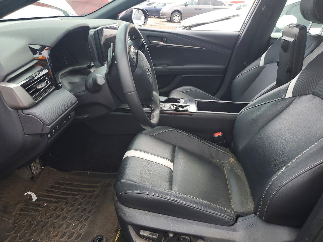 2025 Toyota Camry Se - Фото 7