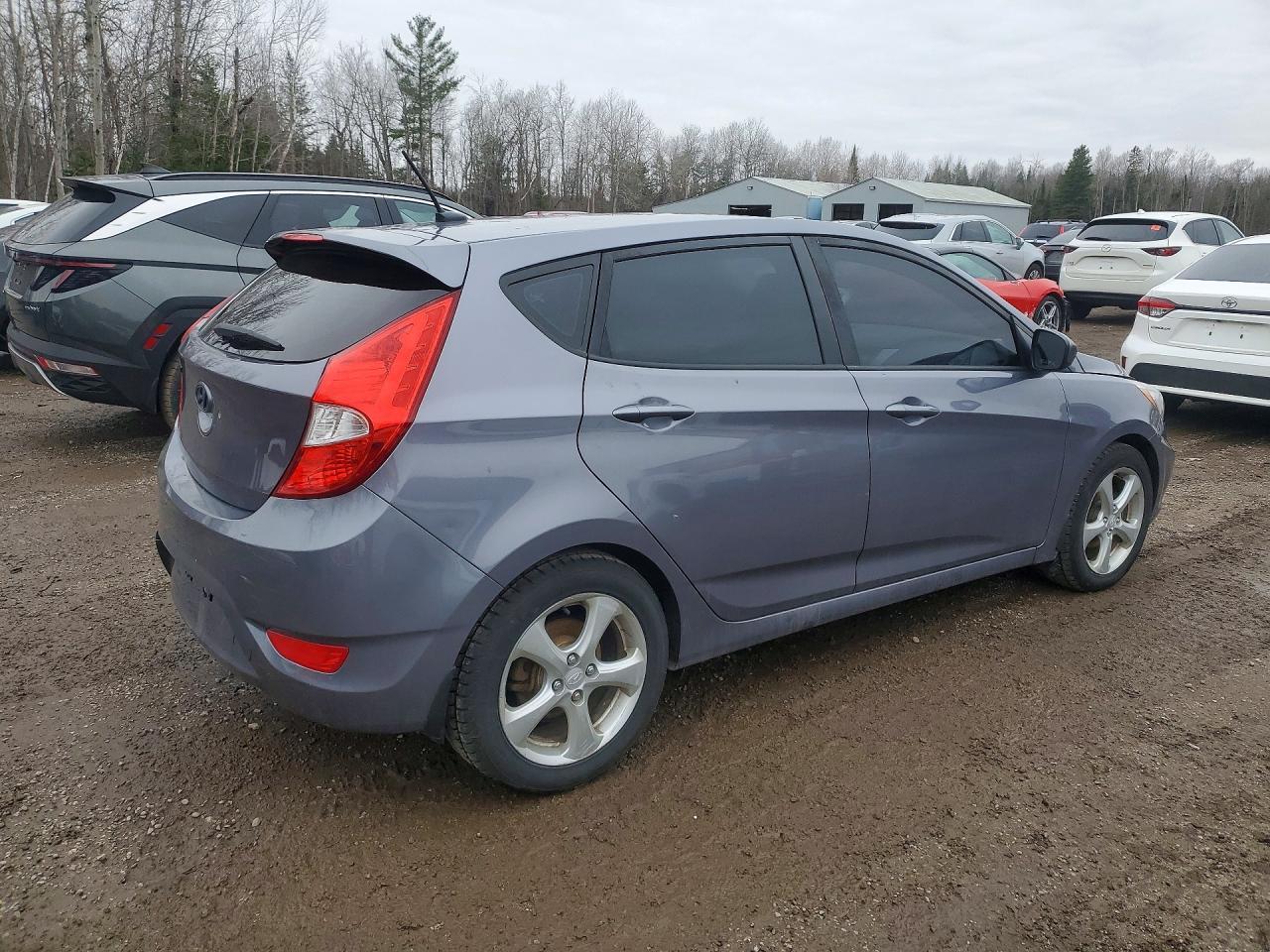 2017 Hyundai Accent Se - Фото 3