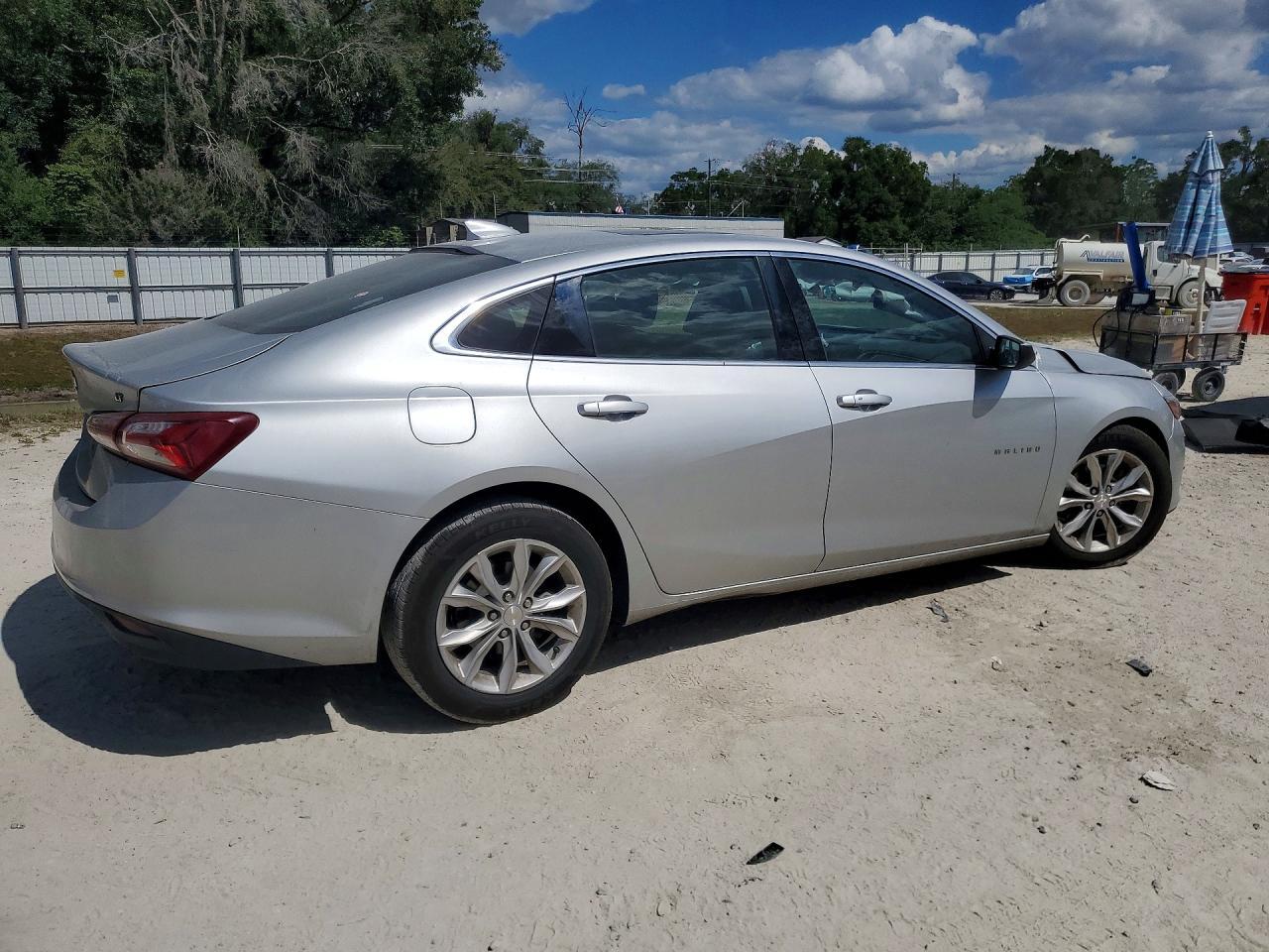 2021 Chevrolet Malibu Lt - Фото 3