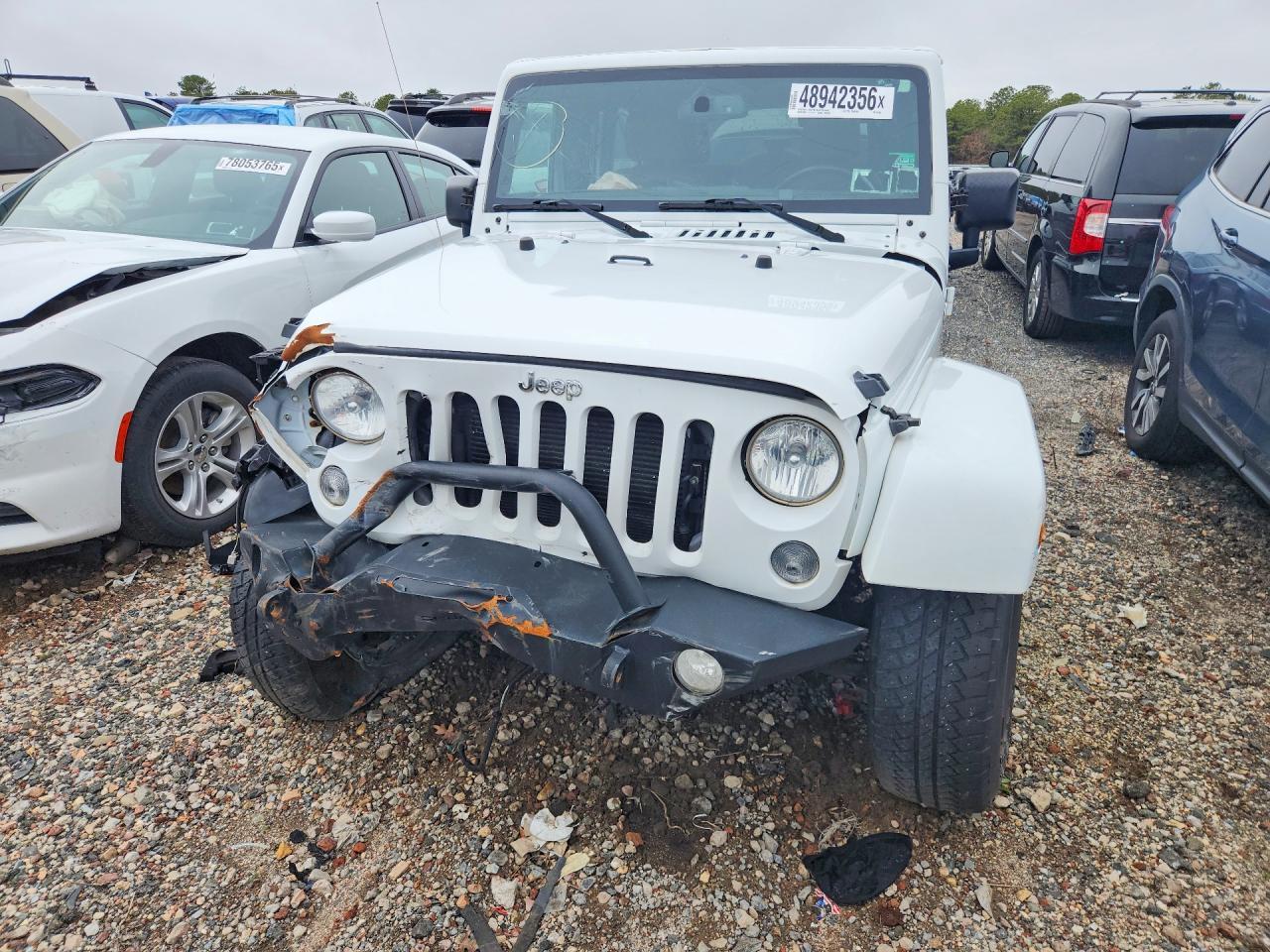 2015 Jeep Wrangler Unlimited Sahara - Image 5