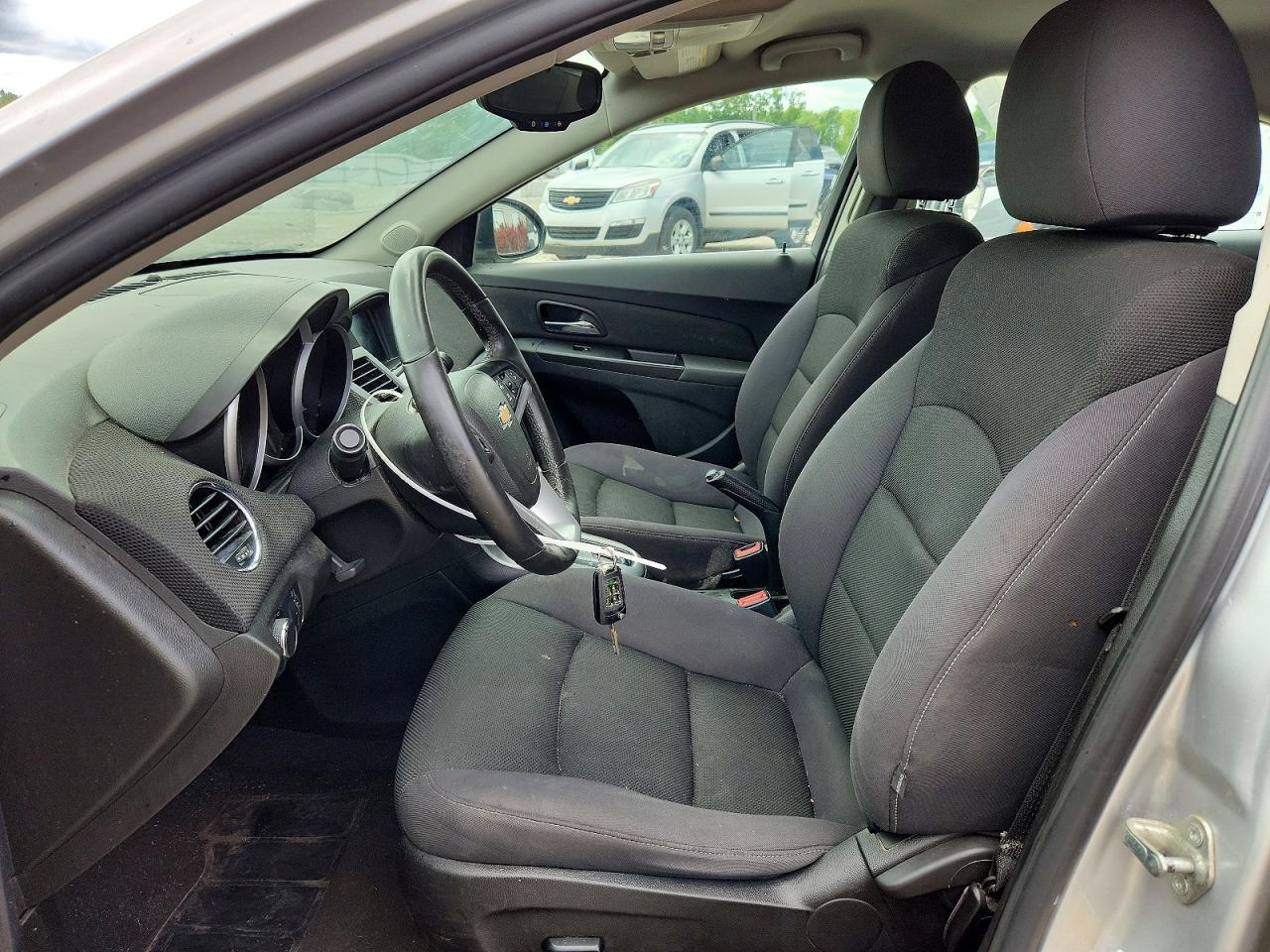 2014 Chev Cruze Lt - Image 7