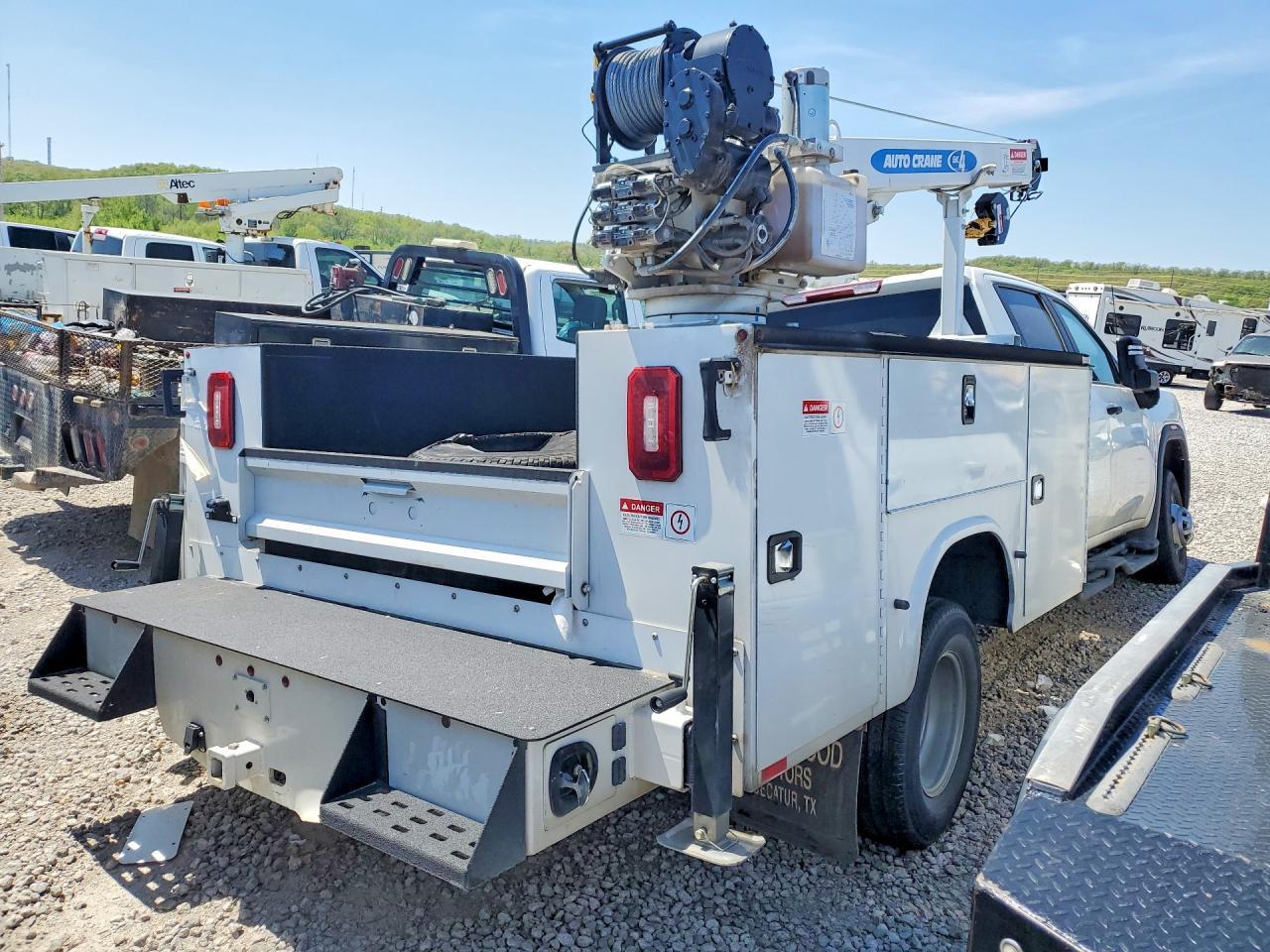 2025 GMC Sierra C3500 Utility / Service Truck - Image 3