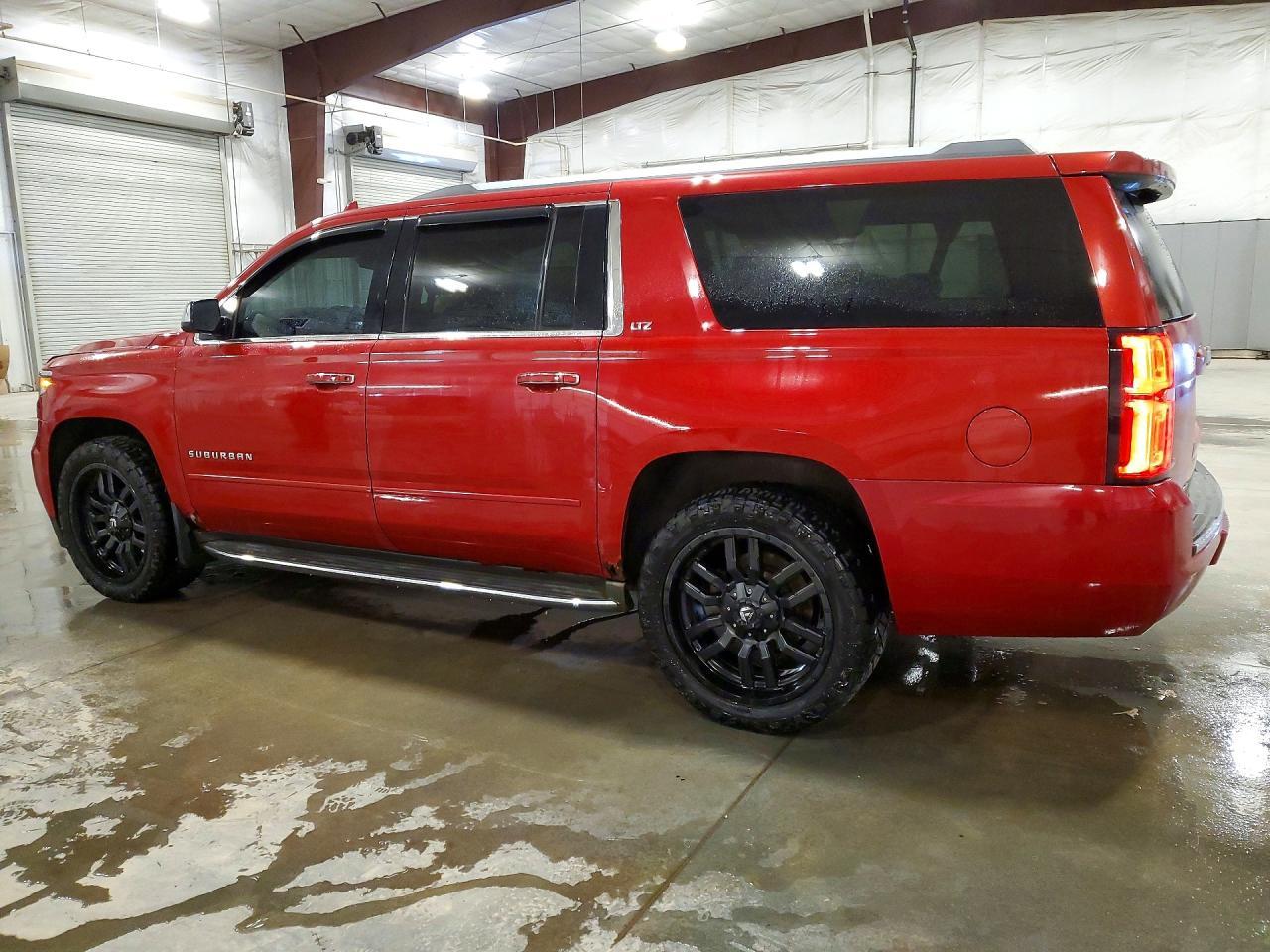 2015 Chevrolet Suburban K1500 Ltz - Image 2