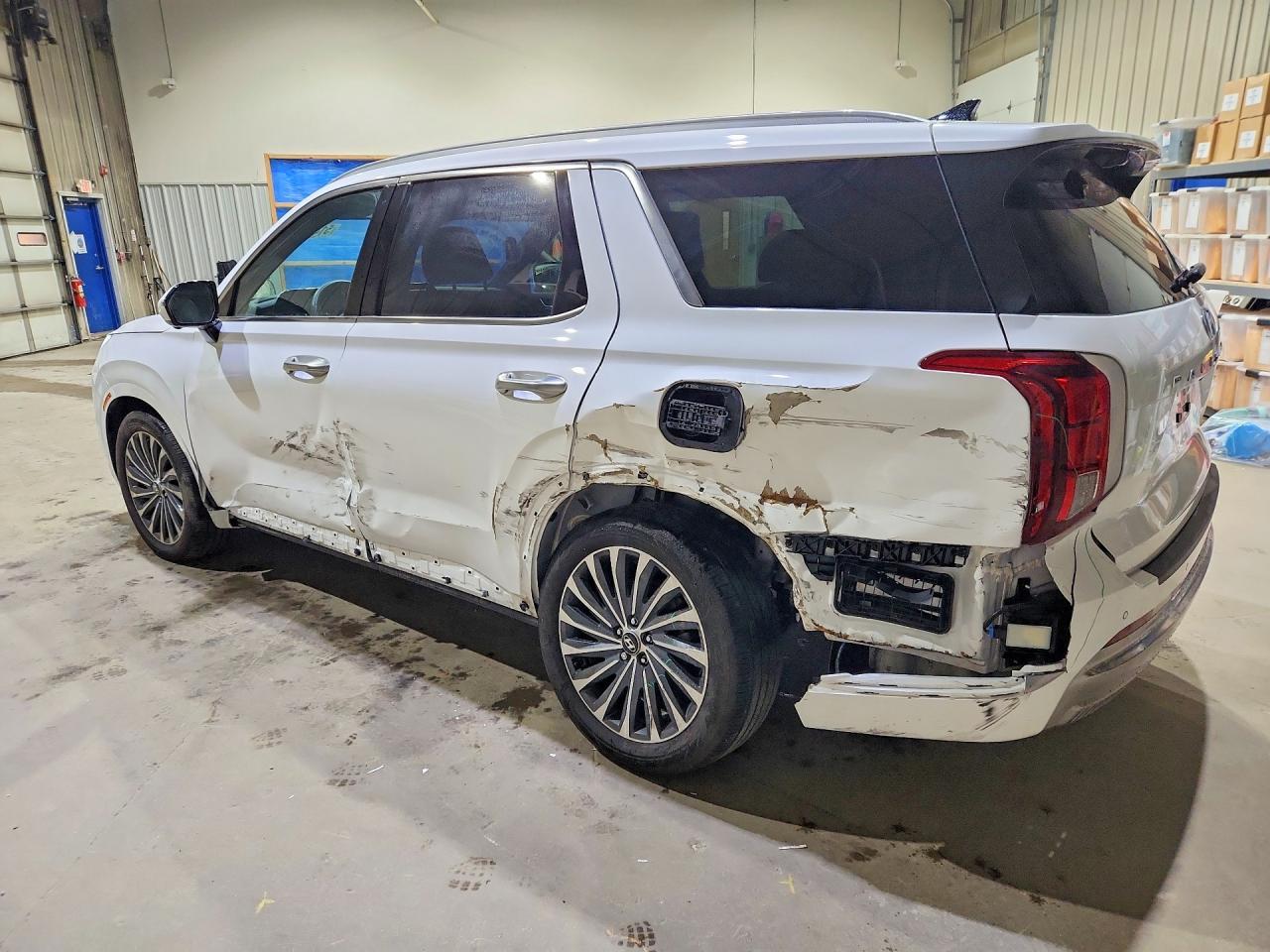 2025 Hyundai Palisade Calligraphy - Image 2