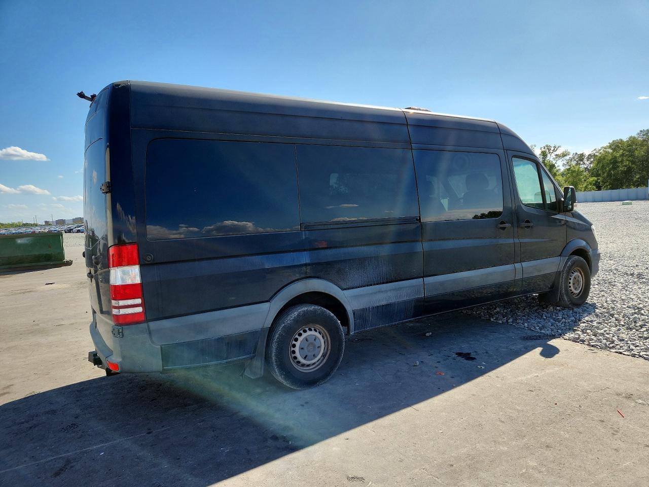 2017 Mercedes-Benz Sprinter 2500 - Image 3