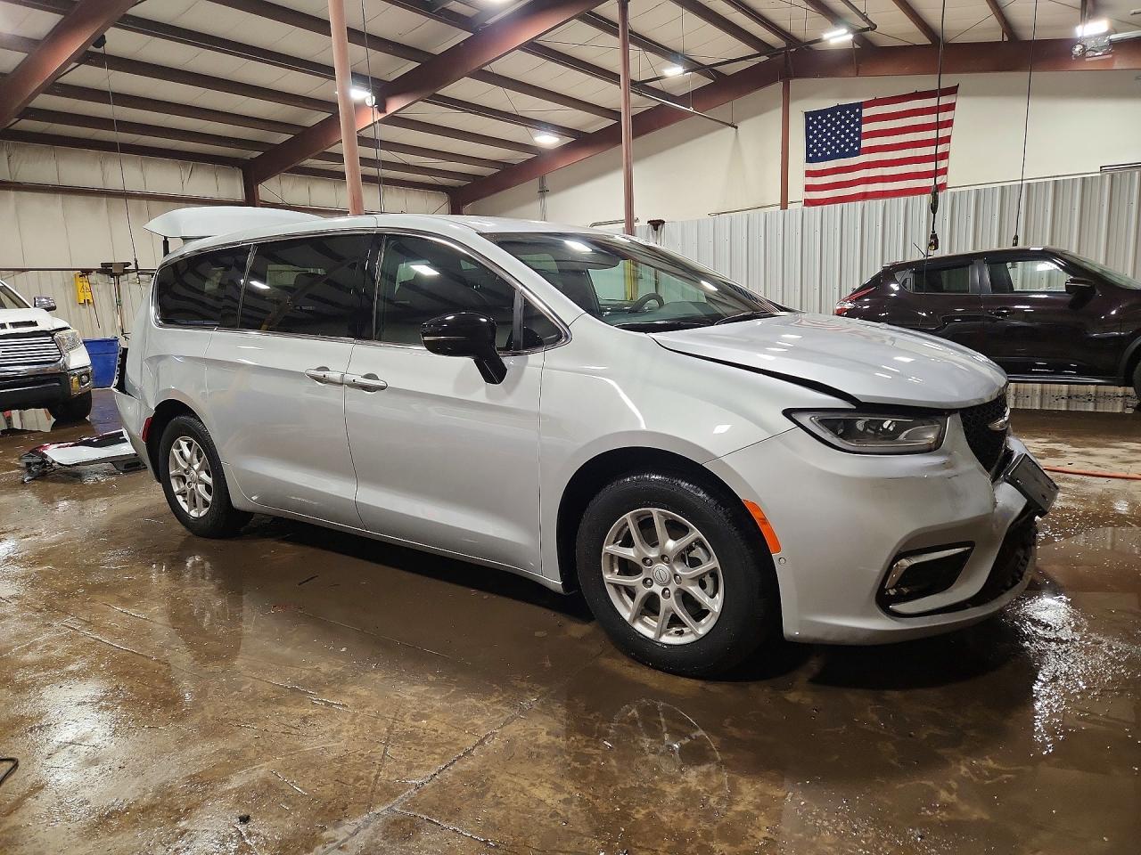 2026 Chrysler Pacifica Select - Фото 4