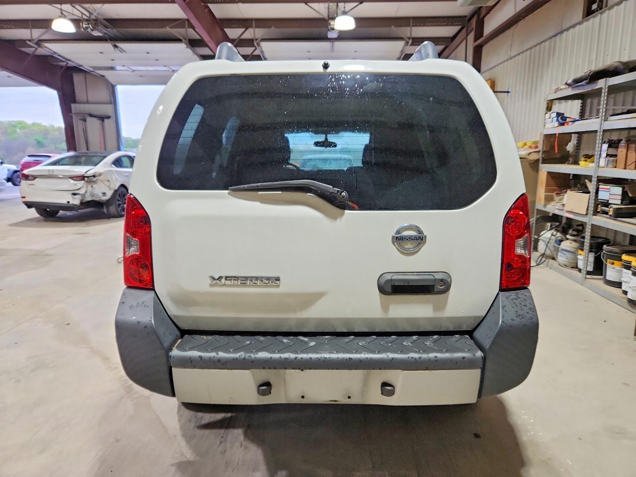 2014 Nissan Xterra S - Фото 6