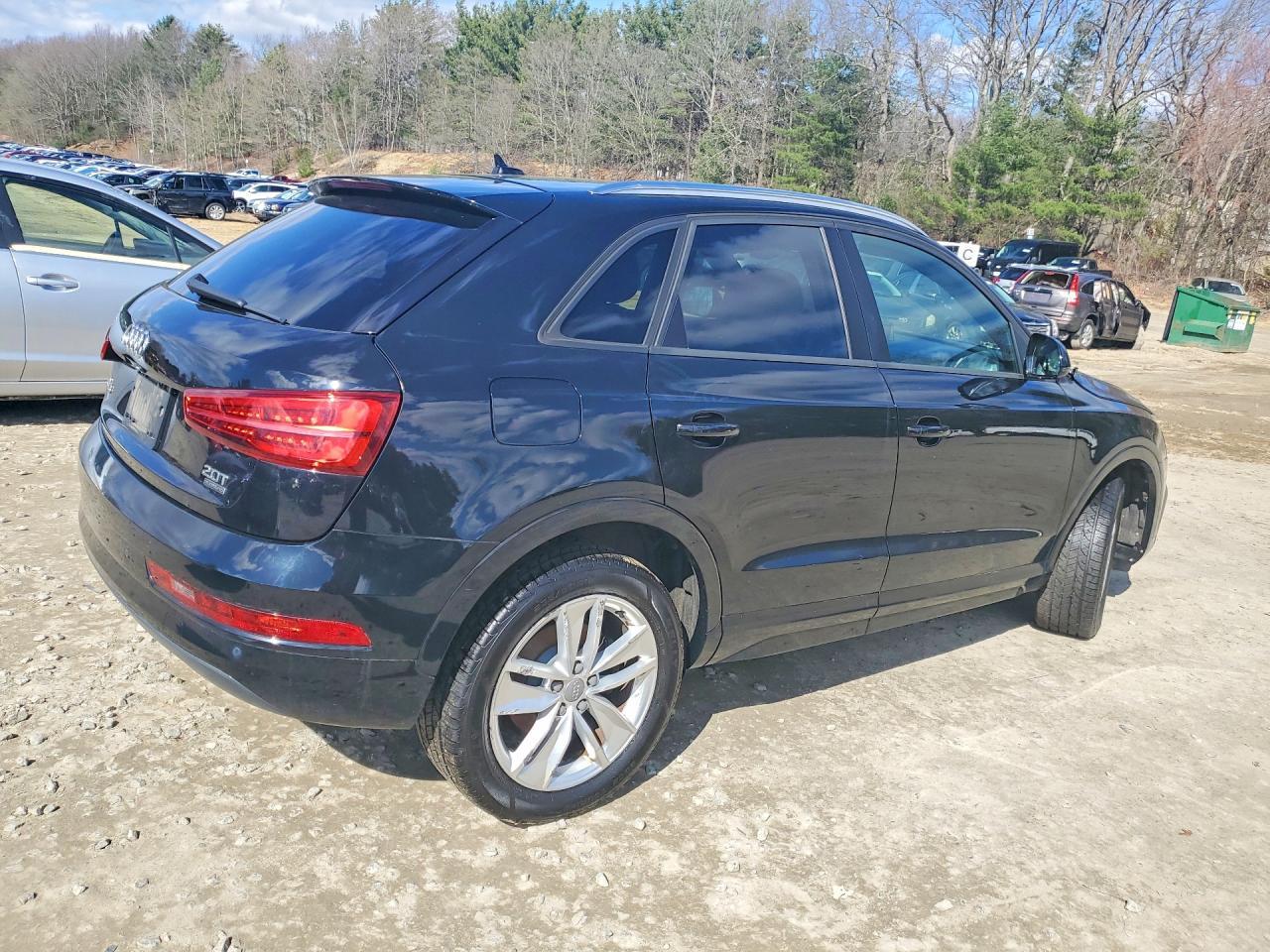2017 Audi Q3 Premium - Image 3