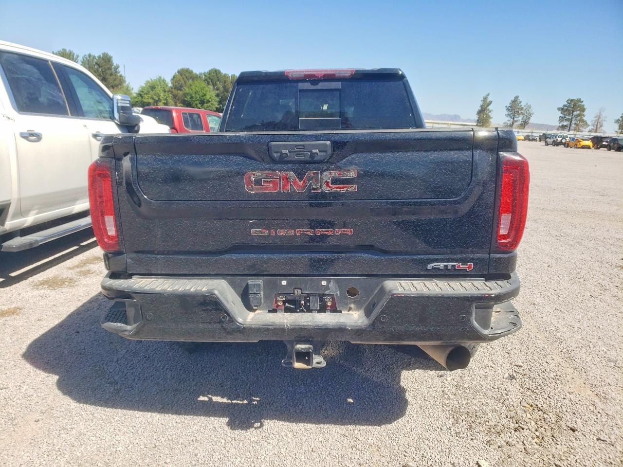 2023 GMC Sierra At4 - Фото 6