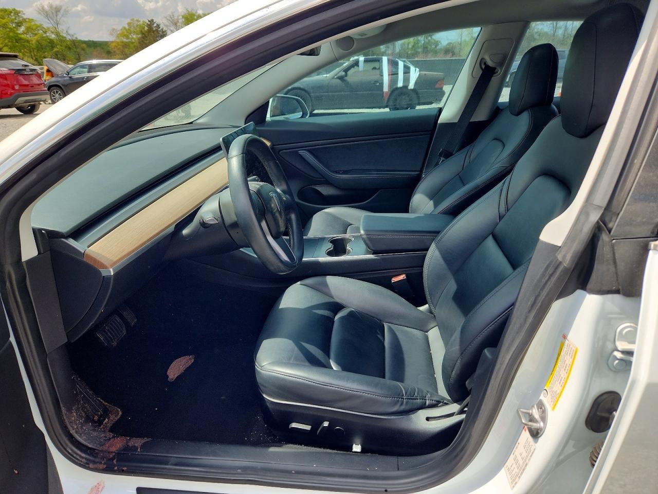 2018 Tesla Model 3 - Фото 7