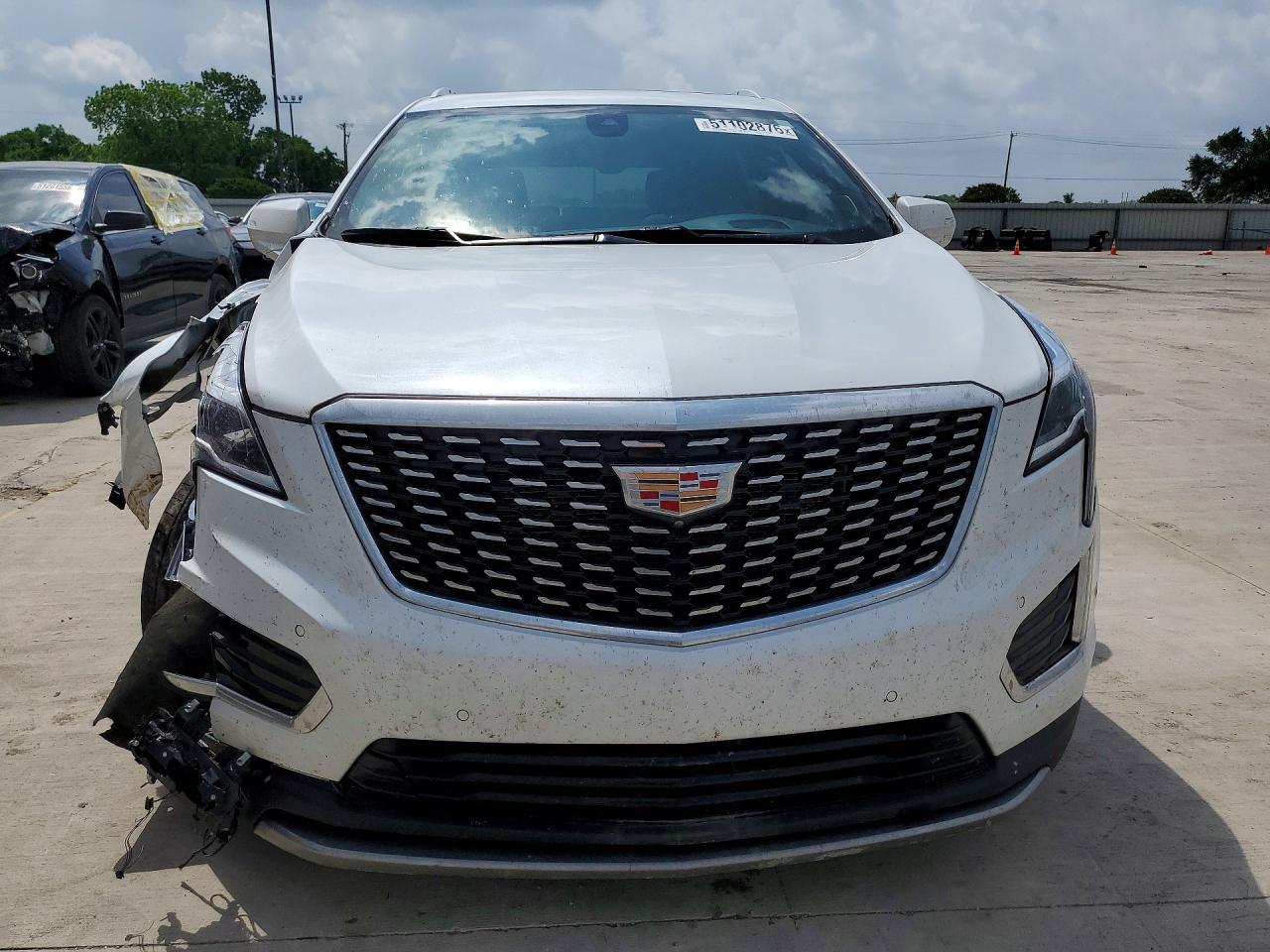 2024 Cadillac Xt5 Premium Luxury - Image 5