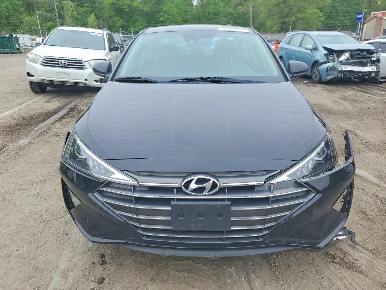 2020 Hyundai Elantra Sel - Фото 5